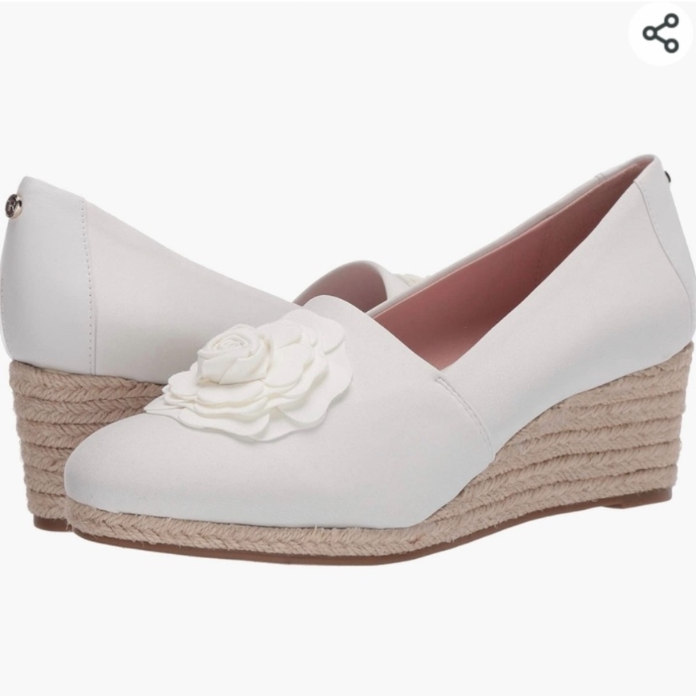 Brand New Taryn Rose off white wedge espadrilles